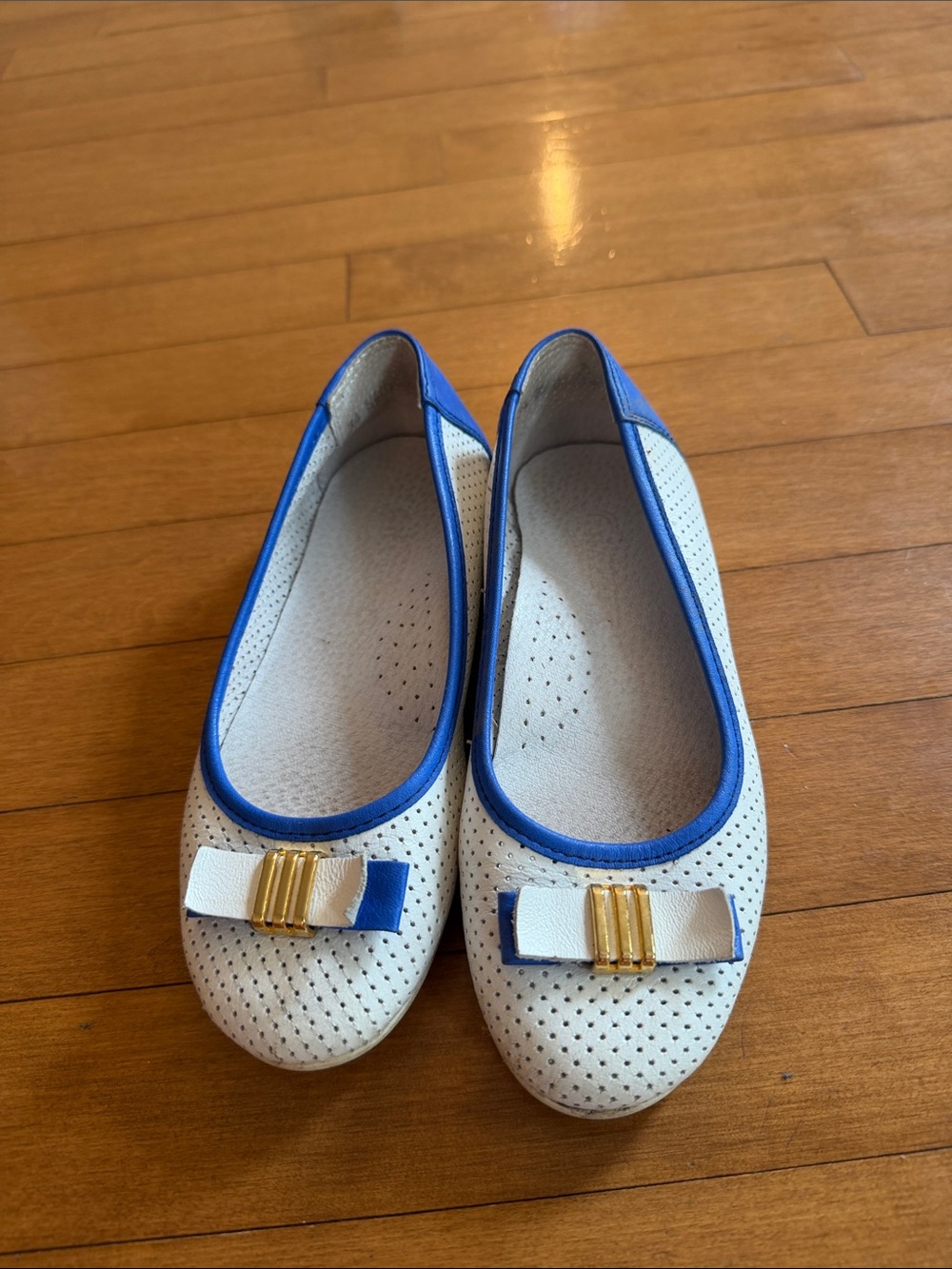 Cream and Blue Bow Ballet Flats Natural Leather